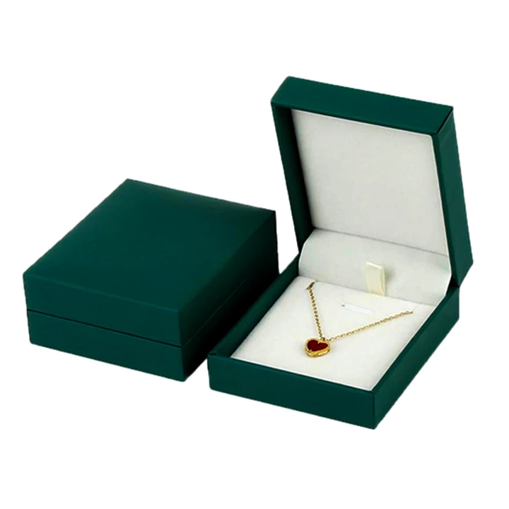  Custom Jewelry Boxes